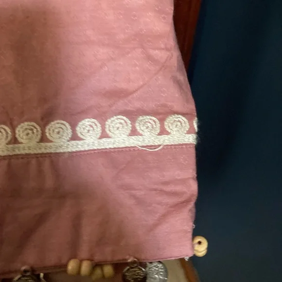 Khaadi Mauve Tunic with Cream embroidery and Trim - Picture 8 of 16